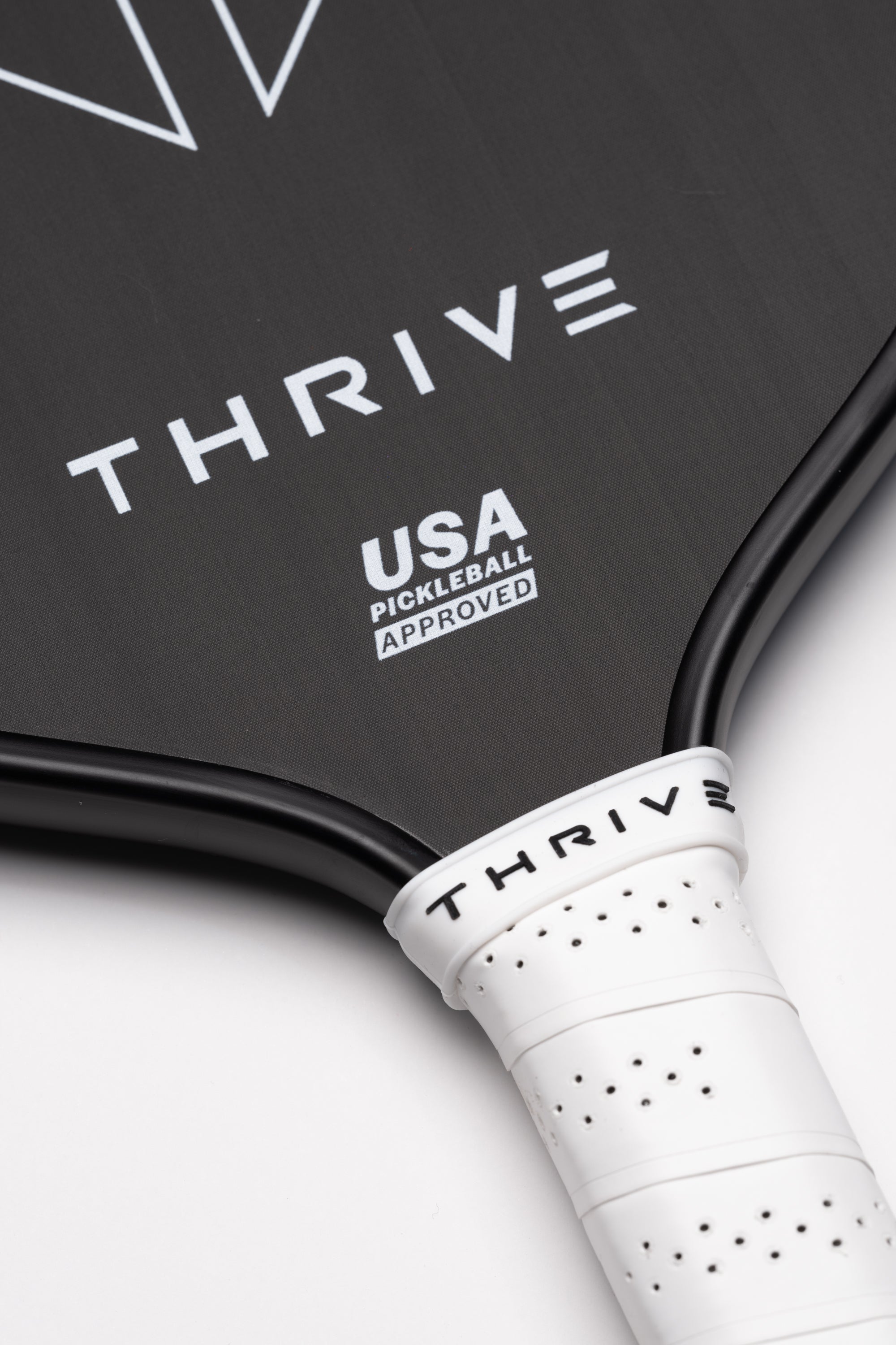 THREAT 16 SINGLES Includes custom weight card, paddle cover, paddle eraser, and lead weights. by Thrive Pickleball